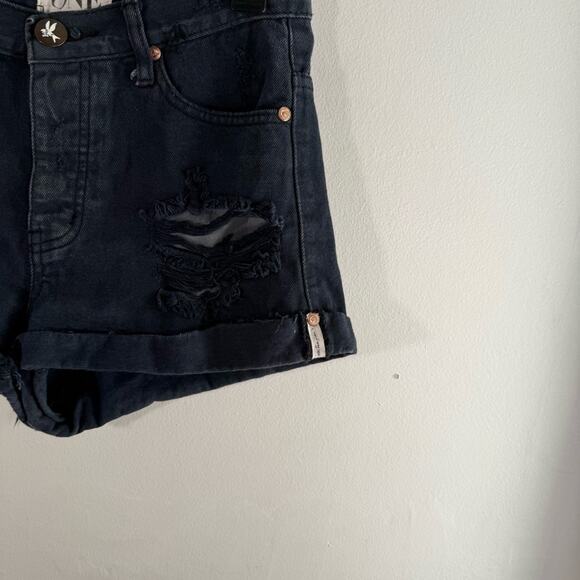 One Teaspoon Hawks Black Distressed High Rise Twisted Cuff Denim Shorts 26 - Picture 2 of 8